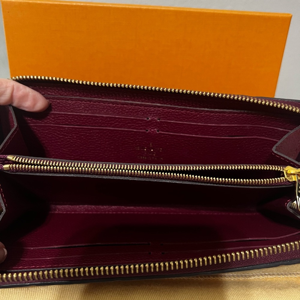 Louis Vuitton Clemence Wallet - Picture 5 of 16